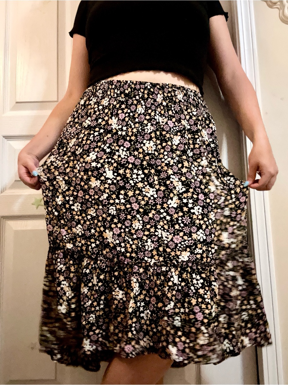 Floral Tiered Midi Black Flowy Midi Skirt with Colourful Flower Print